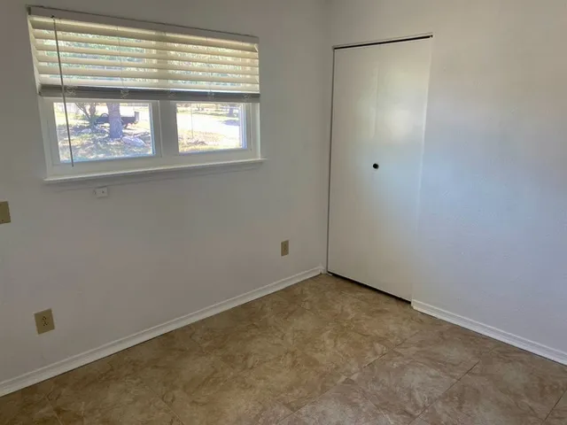 403 Kruse Loop Lakehills, TX 78063