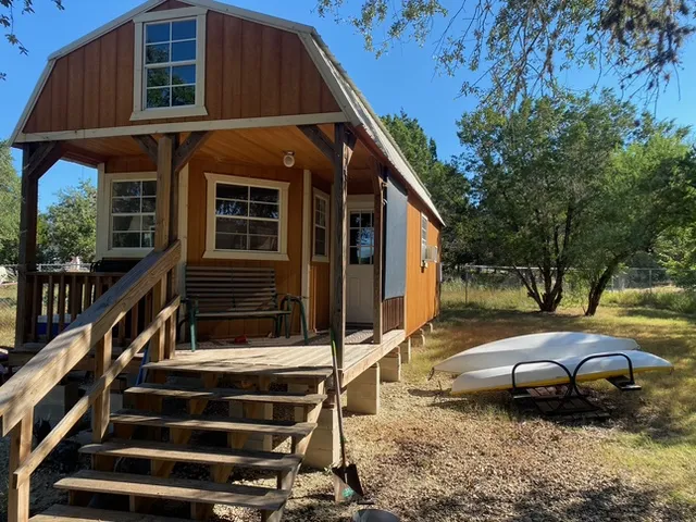403 Kruse Loop Lakehills, TX 78063