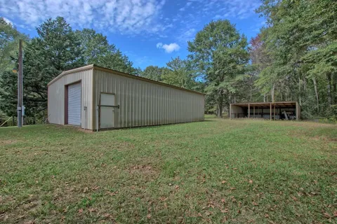 360 Oakhill Road