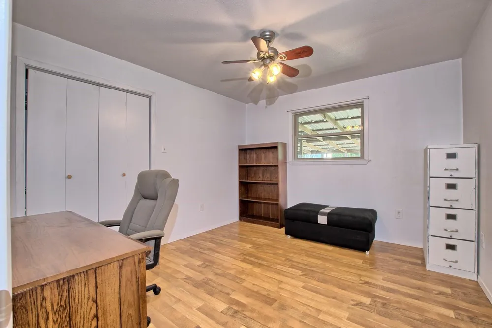 360 Oakhill Road Hemphill, TX 75948