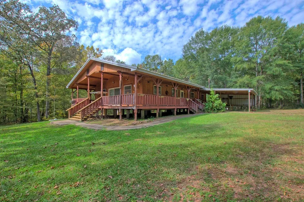 360 Oakhill Road Hemphill, TX 75948