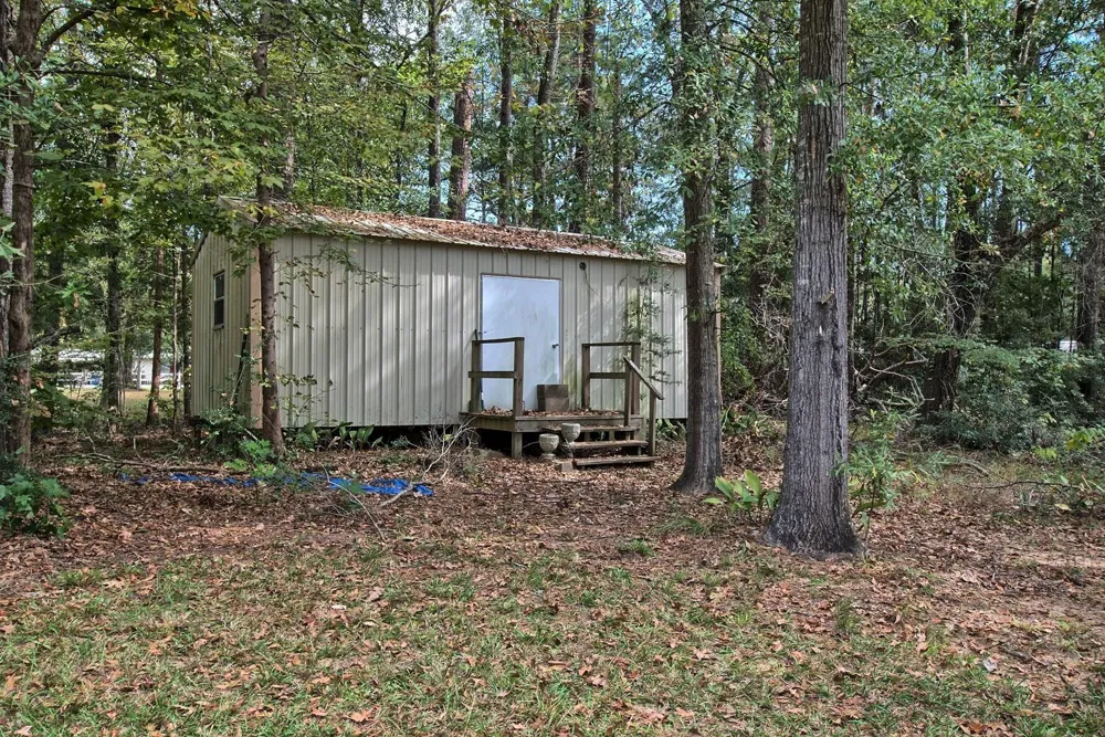 360 Oakhill Road Hemphill, TX 75948