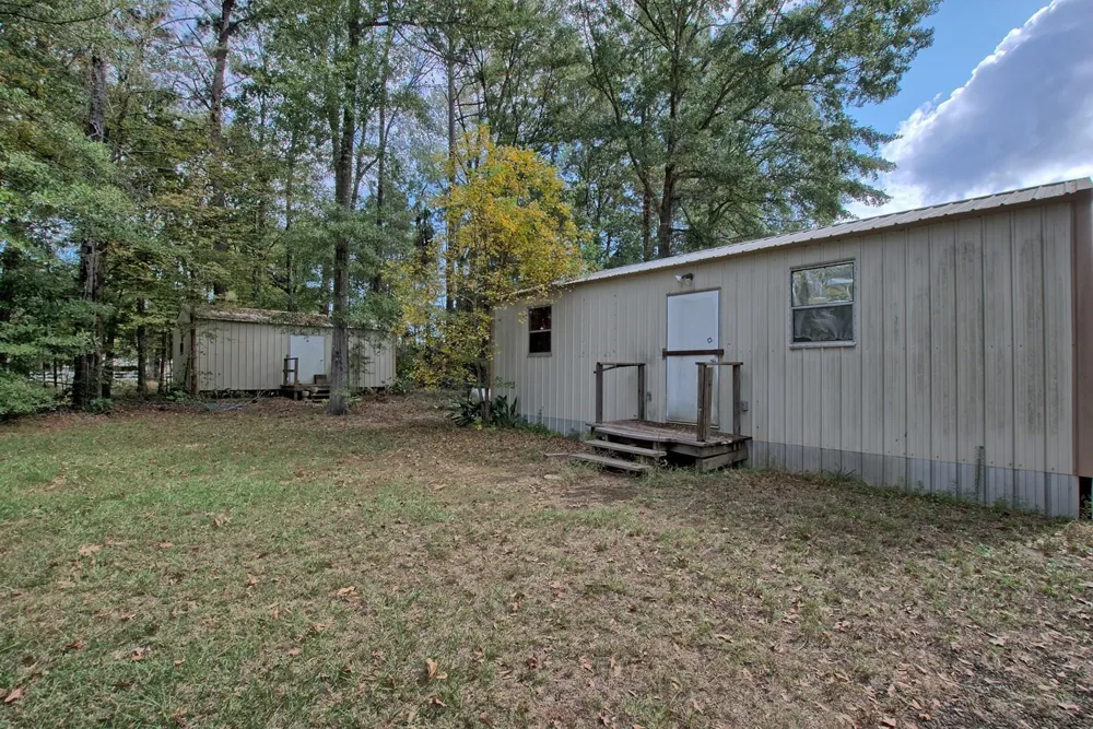 360 Oakhill Road Hemphill, TX 75948