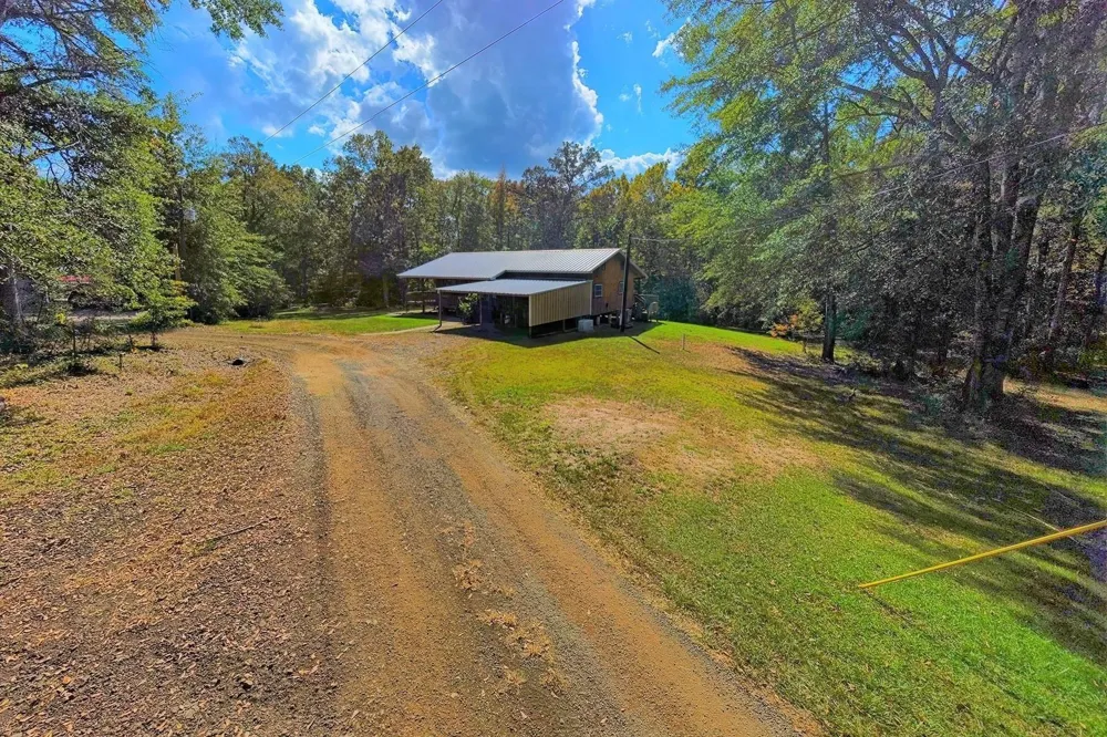 360 Oakhill Road Hemphill, TX 75948