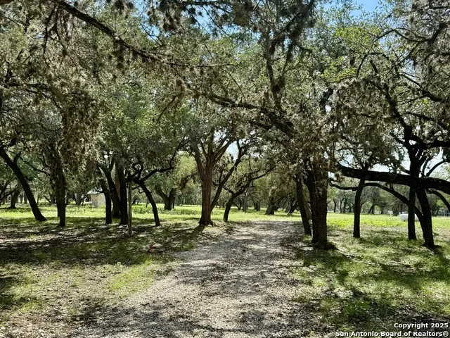 101 Patterson Leakey, TX 78873