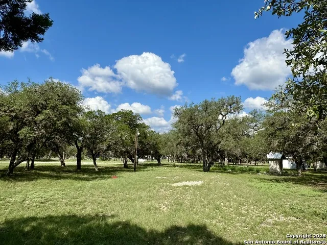 101 Patterson Leakey, TX 78873