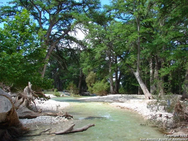 101 Patterson Leakey, TX 78873