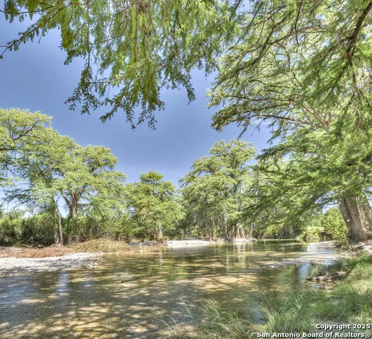 101 Patterson Leakey, TX 78873