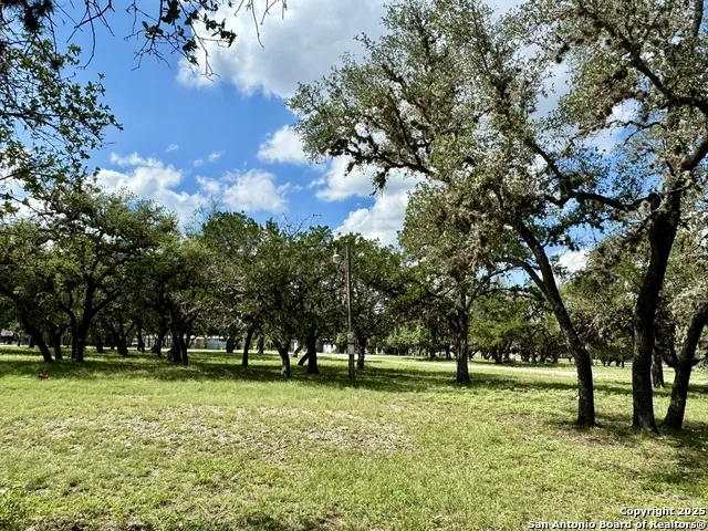 101 Patterson Leakey, TX 78873