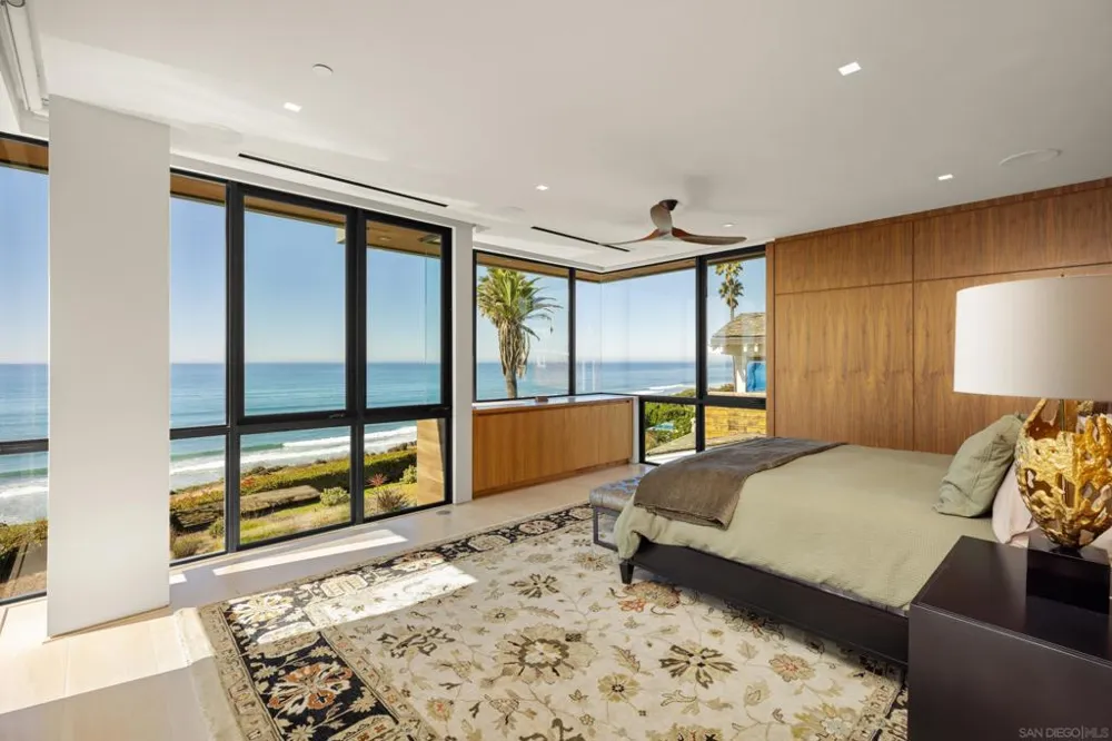 516 Stratford Del Mar, CA 92014