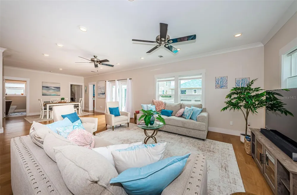 16109 3RD STREET E Redington Beach, FL 33708