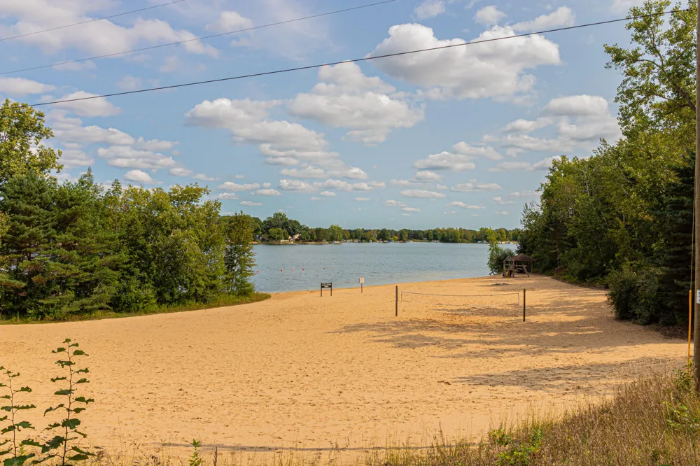 7574 9th Street Canadian Lakes, MI 49346