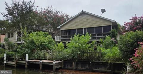 311 W 9TH STREET