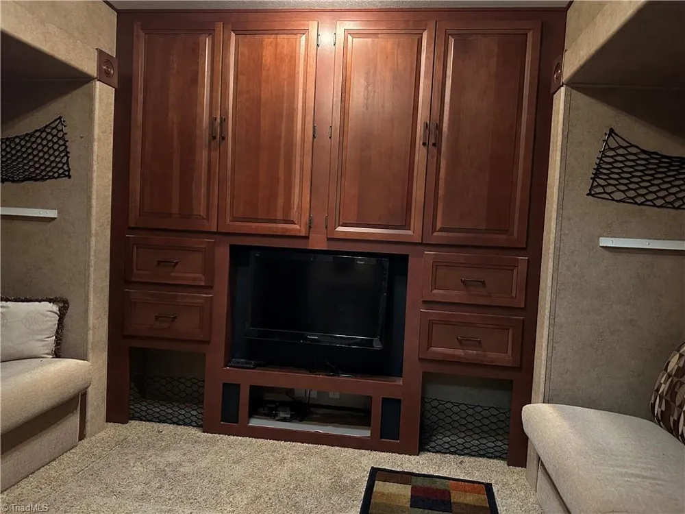 600 Dogwood Circle Traphill, NC 28685