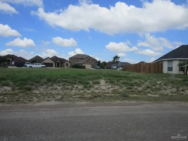 420 Kika De La Garza Boulevard La Joya, TX 78560