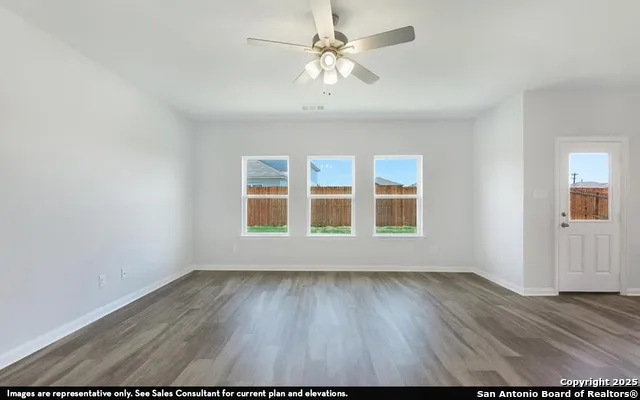 5219 Marliese Peak Von Ormy, TX 78073