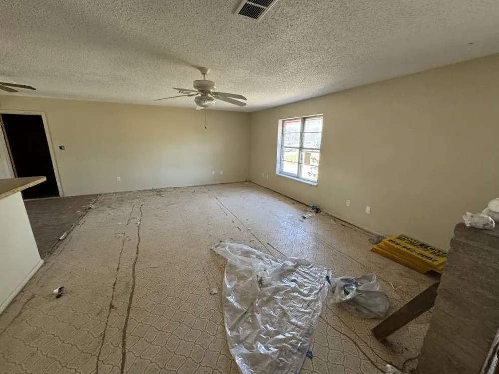 5996 Yucca Beeville, TX 78102