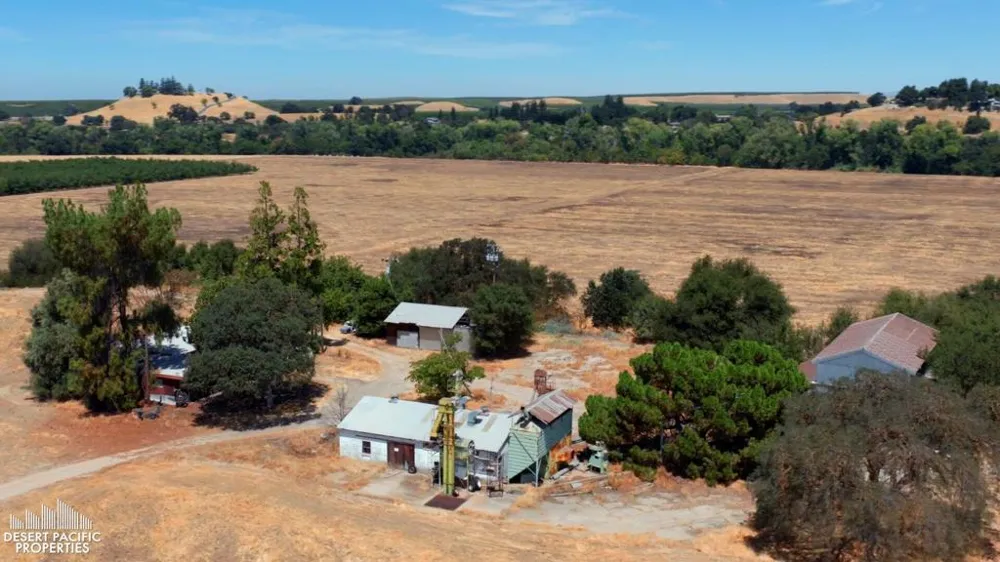 12201 Orange Blossom Rd Oakdale, CA 95361