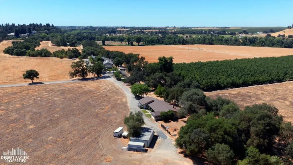 12201 Orange Blossom Rd Oakdale, CA 95361