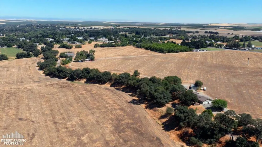 12201 Orange Blossom Rd Oakdale, CA 95361