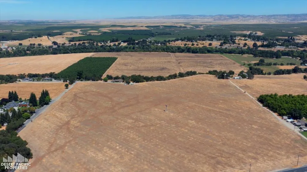 12201 Orange Blossom Rd Oakdale, CA 95361