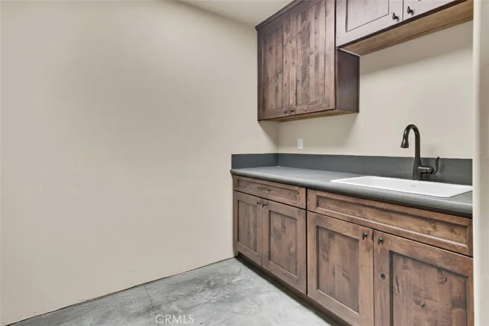 8820 Cantinas Point Bradley, CA 93426