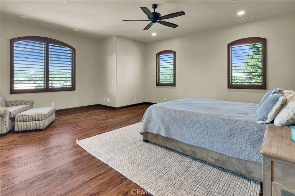 8820 Cantinas Point Bradley, CA 93426
