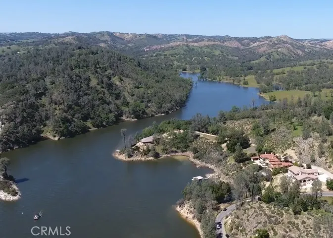 8820 Cantinas Point Bradley, CA 93426