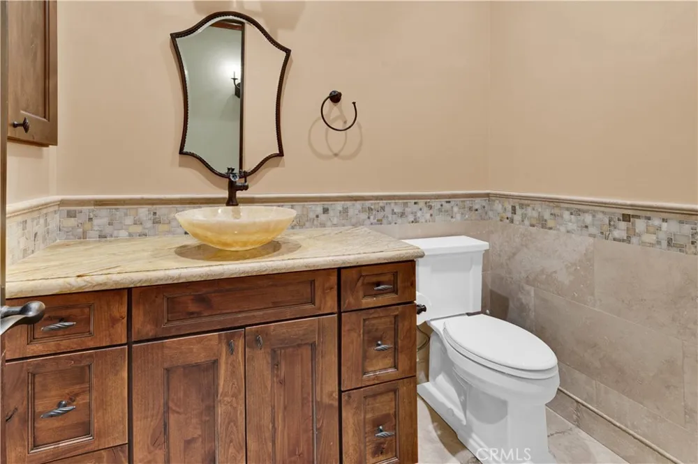 8820 Cantinas Point Bradley, CA 93426
