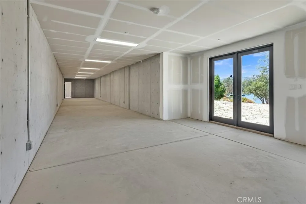 8820 Cantinas Point Bradley, CA 93426