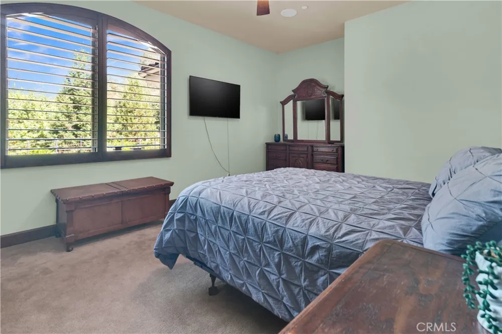 8820 Cantinas Point Bradley, CA 93426