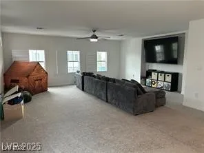 7296 Grace Estate Avenue Las Vegas, NV 89113