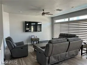 7296 Grace Estate Avenue Las Vegas, NV 89113