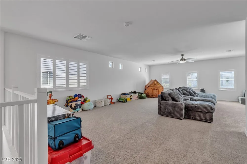 7296 Grace Estate Avenue Las Vegas, NV 89113