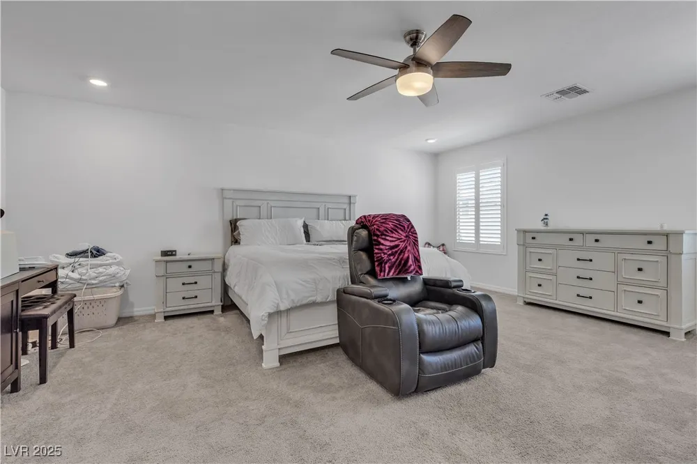 7296 Grace Estate Avenue Las Vegas, NV 89113