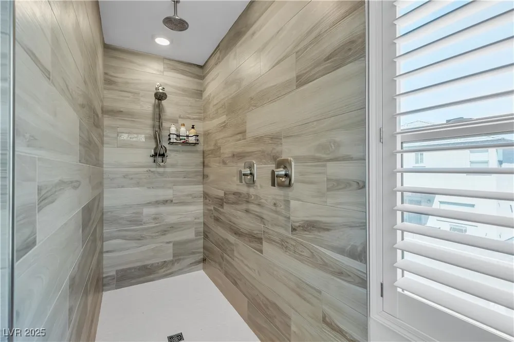 7296 Grace Estate Avenue Las Vegas, NV 89113