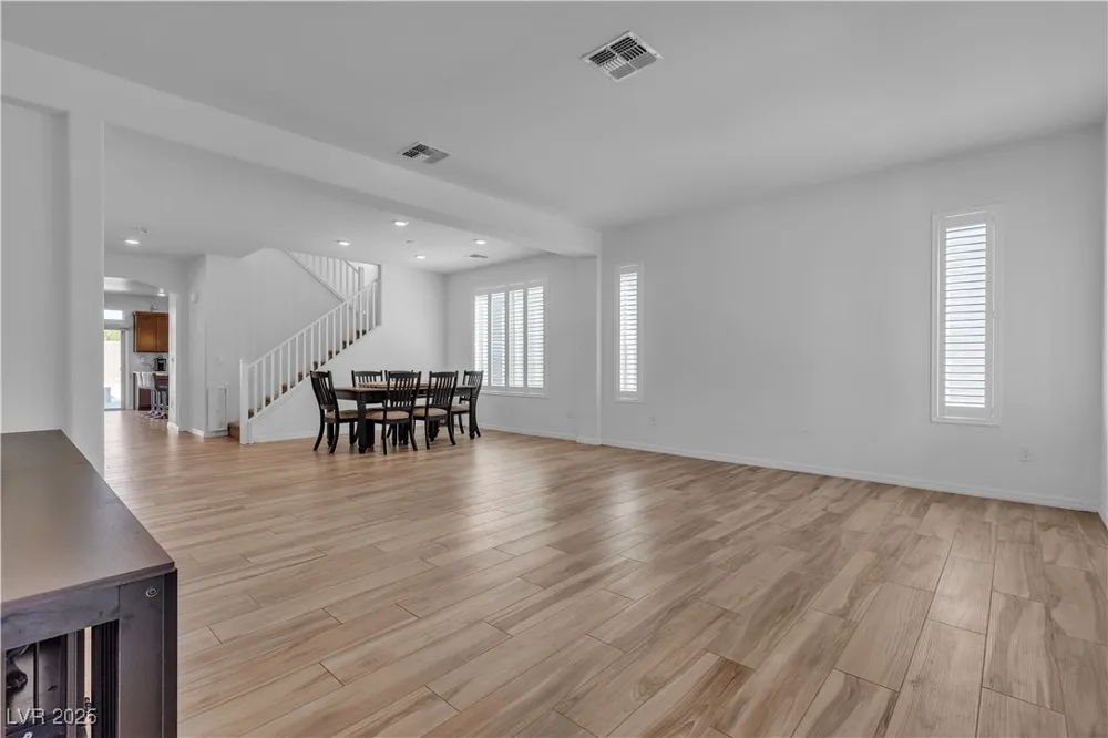 7296 Grace Estate Avenue Las Vegas, NV 89113