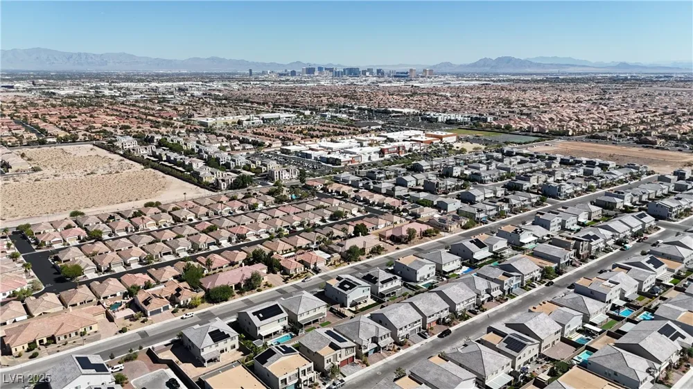 7296 Grace Estate Avenue Las Vegas, NV 89113
