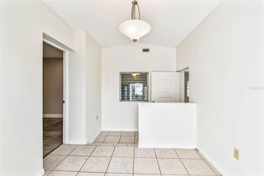 1101 81ST AVENUE St Petersburg, FL 33702