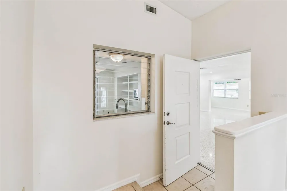 1101 81ST AVENUE St Petersburg, FL 33702