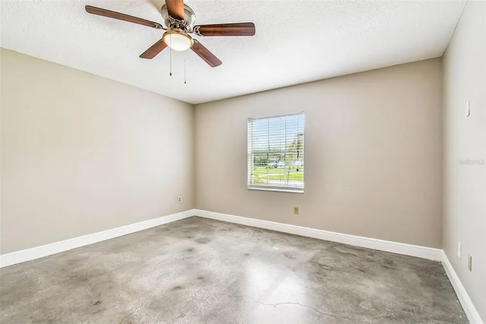 1101 81ST AVENUE St Petersburg, FL 33702