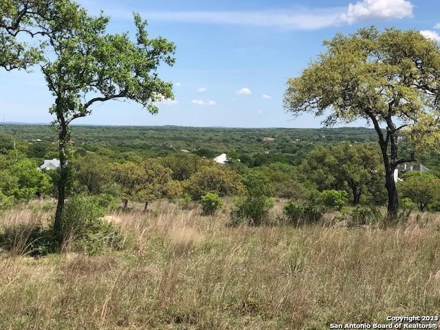 104 CAPROCK CIR Boerne, TX 78006