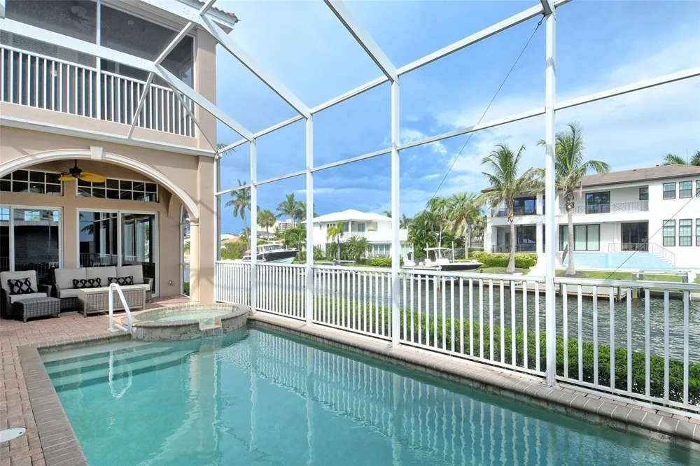 591 PUTTING GREEN LANE Longboat Key, FL 34228
