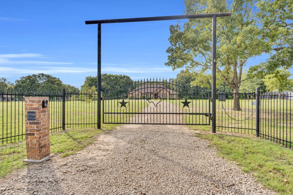 7731 Shady Lane Scurry, TX 75158