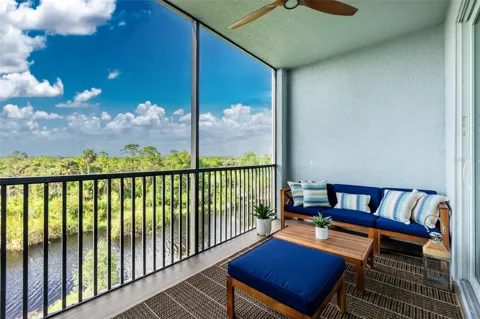 14141 HERITAGE LANDING BOULEVARD #935