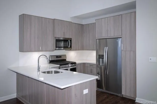 166 Sutton Court #166 Mount Sinai, NY 11766