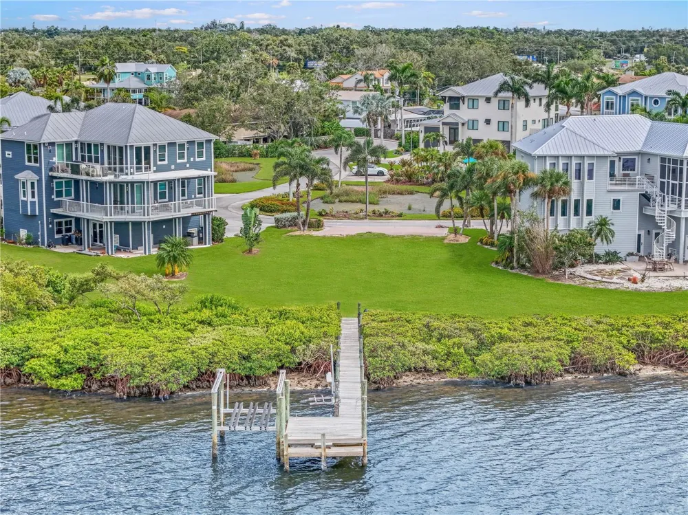 5539 2ND AVENUE CIRCLE W Palmetto, FL 34221