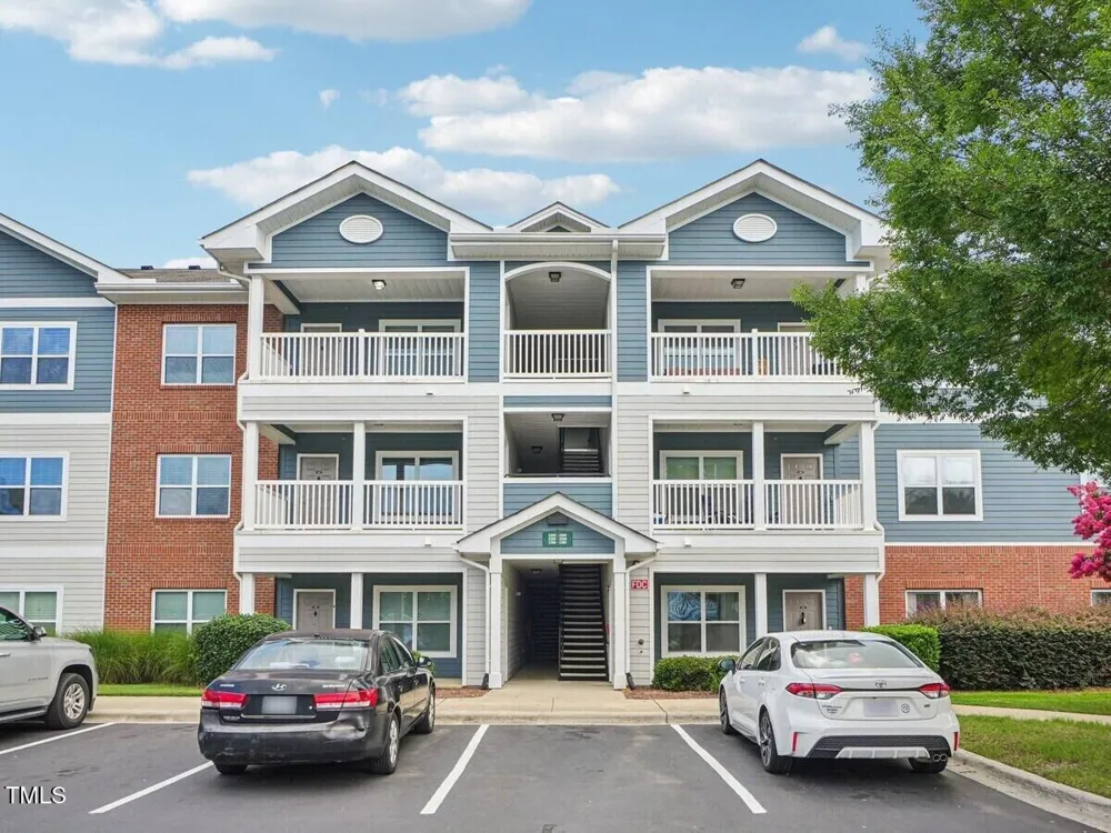1000 Broadstone Way #B3 Apex, NC 27502