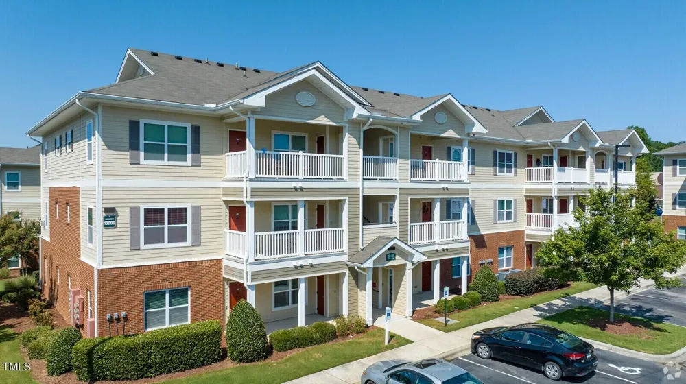 1000 Broadstone Way #B3 Apex, NC 27502