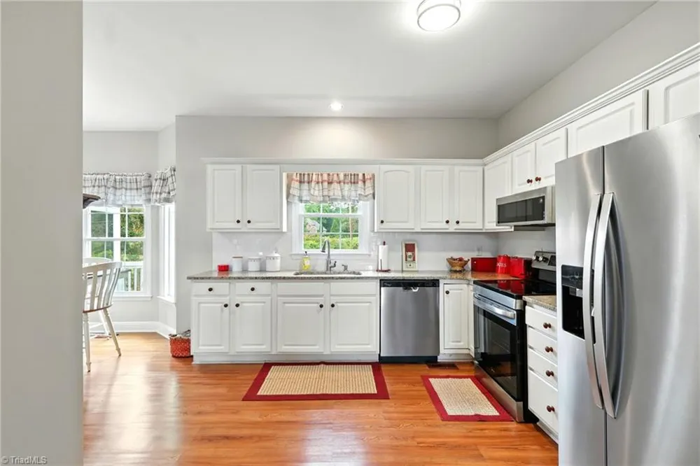 6905 Wicklow Drive Browns Summit, NC 27214